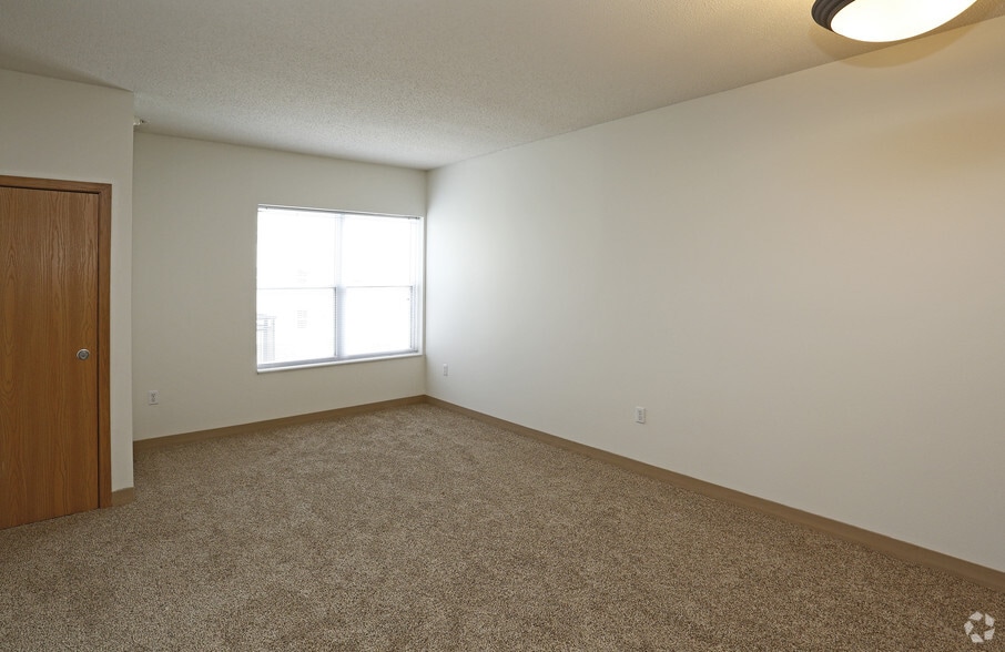 More Photos Of 12700 Nicollet Ave, Burnsville Apartments For Lease