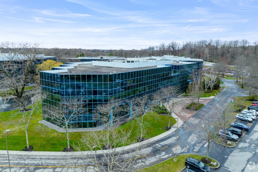 Primary Photo Of 1 Manhattanville Rd, Purchase Coworking Space