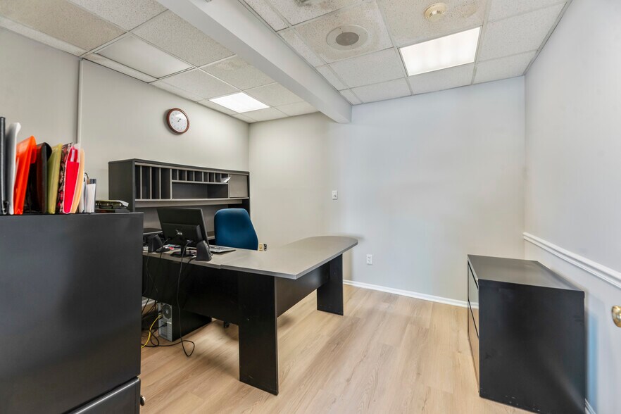 More Photos Of 533 Main St, Spotswood General Retail For Lease