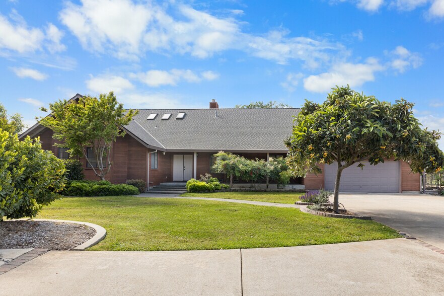 More Photos Of 9930 Calvine Rd, Sacramento Apartments For Sale