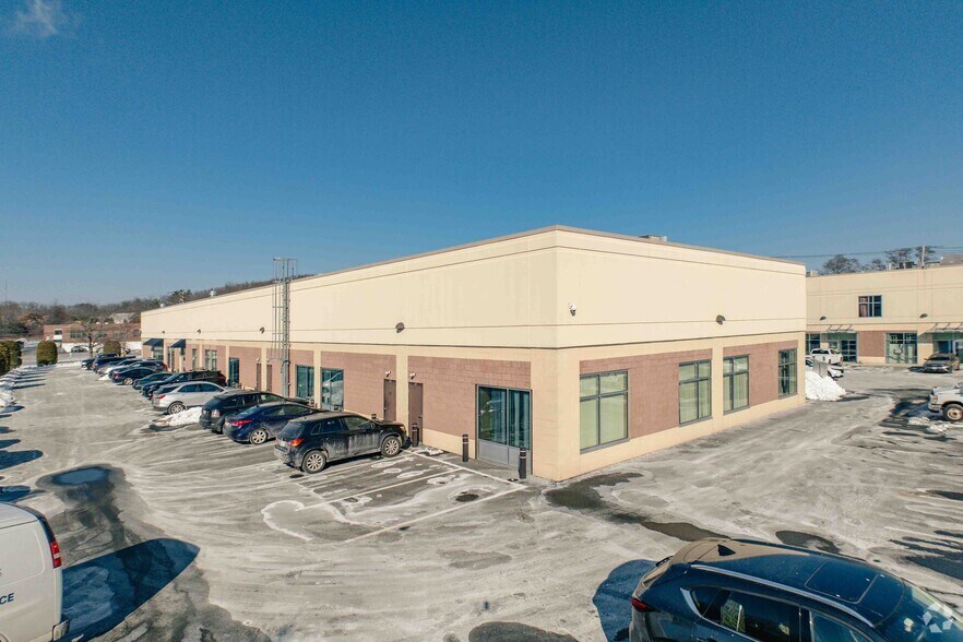 More Photos Of 2 1st Ave, Peabody Medical For Lease