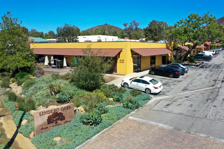 More Photos Of 31149 Via Colinas, Westlake Village Unknown For Lease