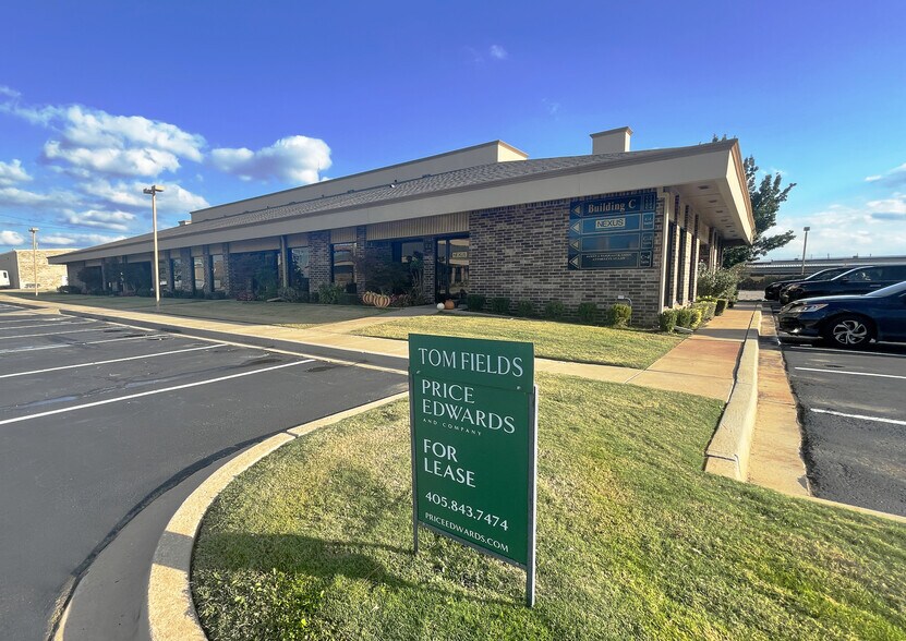 More Photos Of 510 E Memorial Rd, Oklahoma City Unknown For Lease