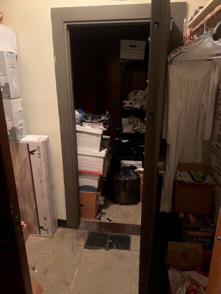 More Photos Of 5001 S Hermitage Ave, Chicago Religious Facility For Sale