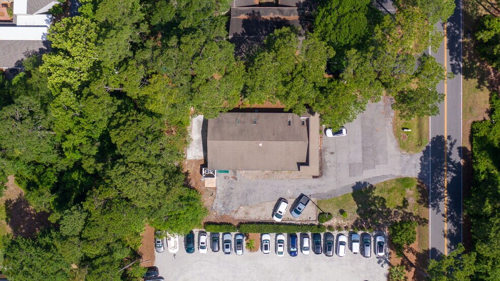 More Photos Of 72 Arrow Rd, Hilton Head Island Freestanding For Sale