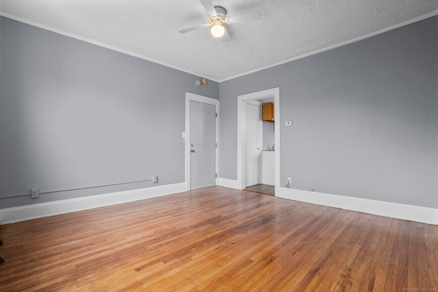More Photos Of 36-38 School St, Hartford Apartments For Sale