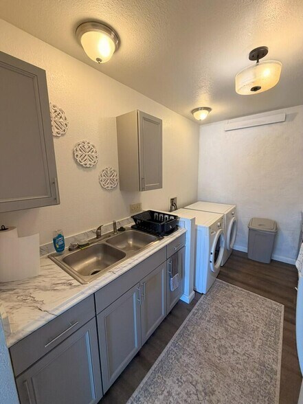 More Photos Of 722 W Jefferson St, Trinidad Apartments For Sale