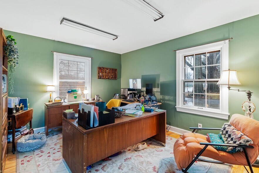 More Photos Of 1534 Poplar Level Rd, Louisville Office For Sale