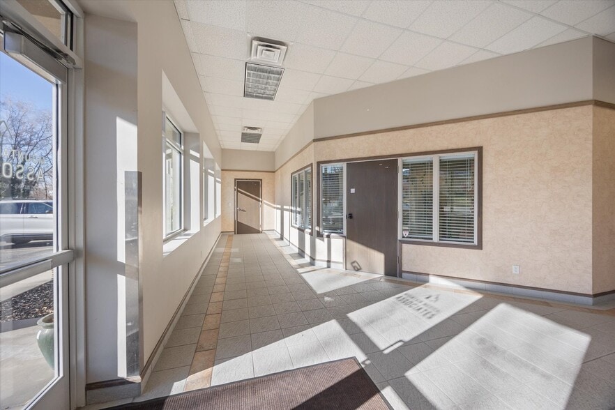 More Photos Of 750 S Main St, Bountiful Loft Creative Space For Sale