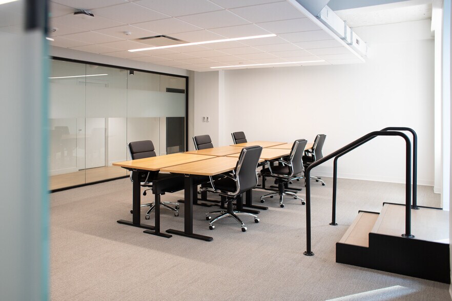 More Photos Of 221 W 10th St, Wilmington Coworking Space