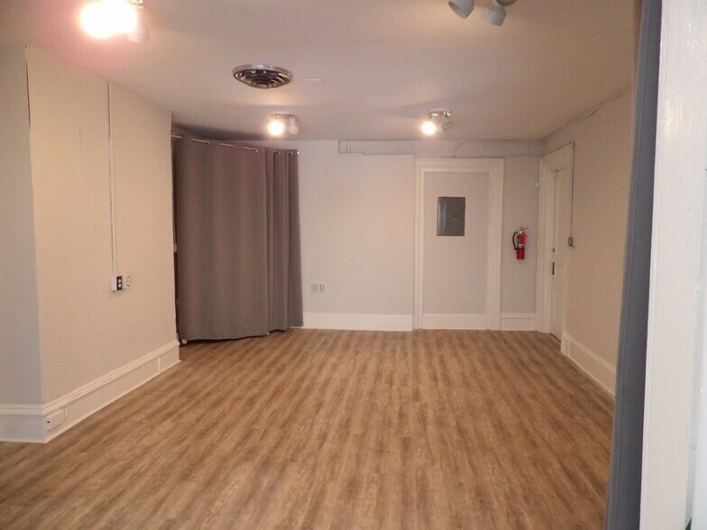 More Photos Of 2116 N Charles St, Baltimore Apartments For Sale