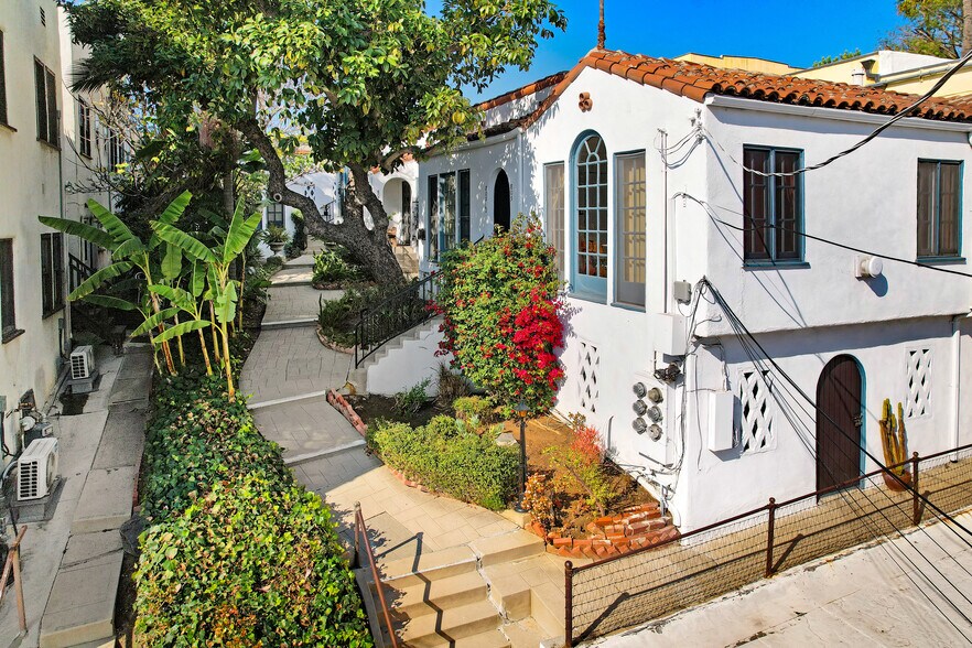 More Photos Of 805-809 N Kodak Dr, Los Angeles Apartments For Sale