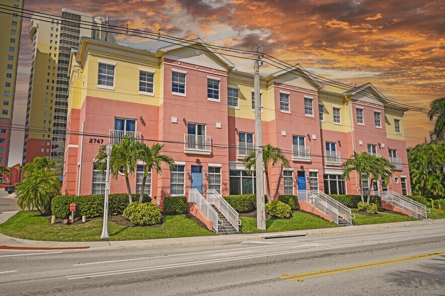 More Photos Of 2741-2747 First St, Fort Myers Apartments For Sale