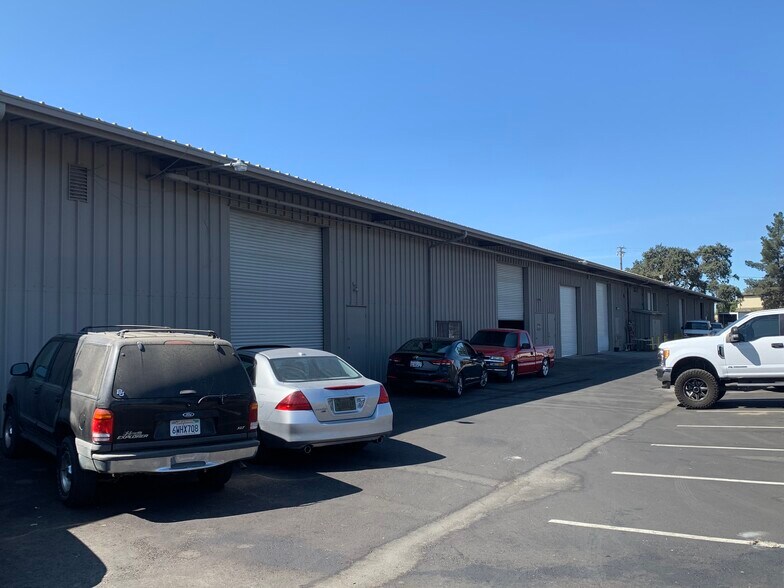 Primary Photo Of 13555 Depot St, San Martin Warehouse For Lease