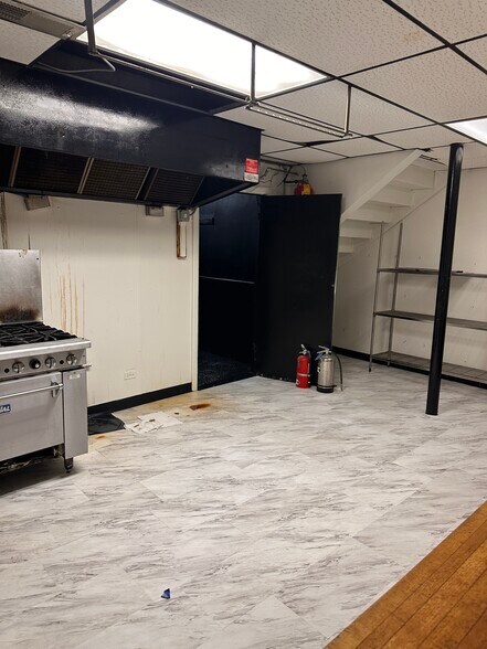 More Photos Of 8350 S 88th Ave, Justice Restaurant For Sale