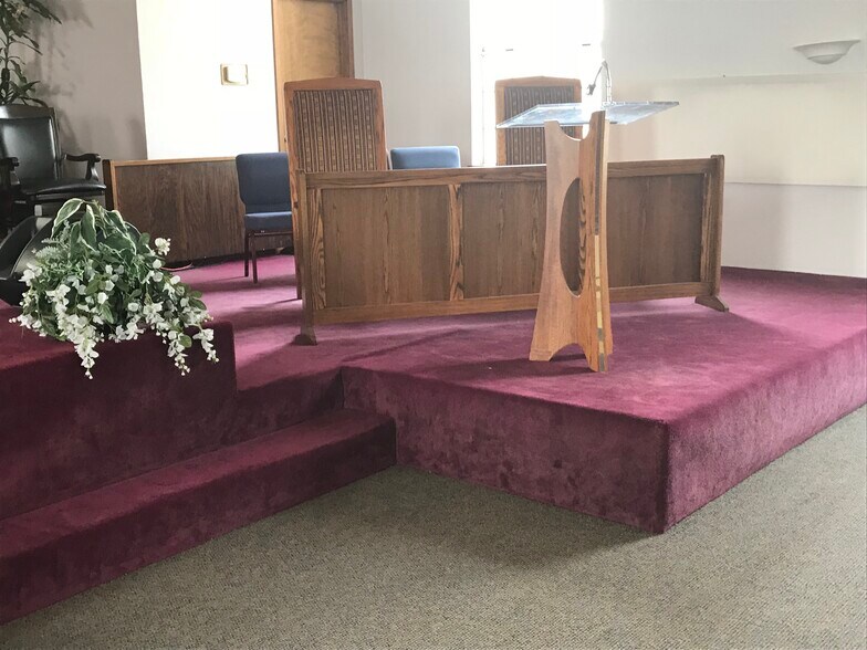 More Photos Of 55 E 18th St, Antioch Religious Facility For Sale