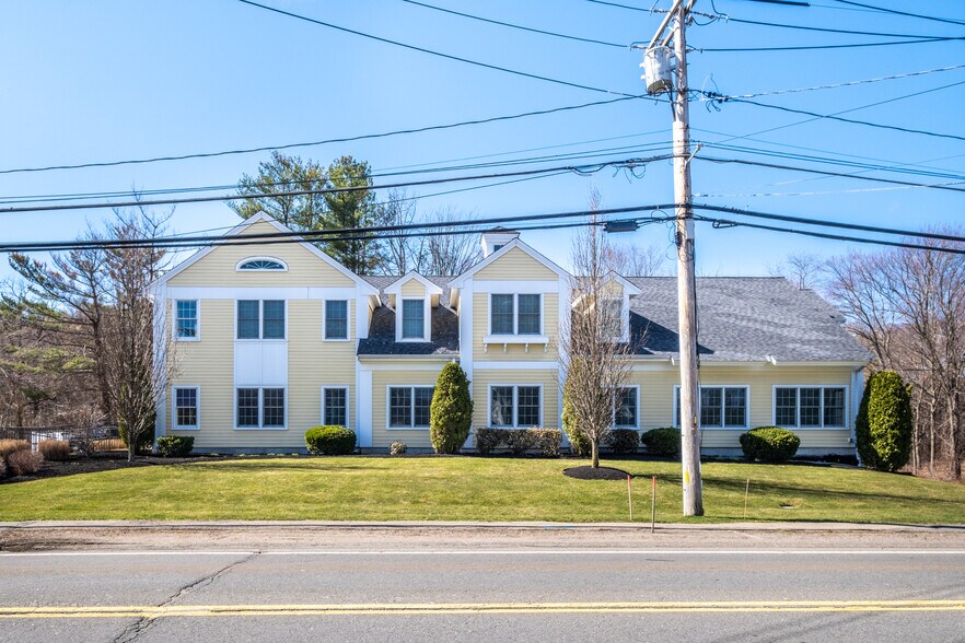 More Photos Of 600 Main St, Walpole Medical For Lease