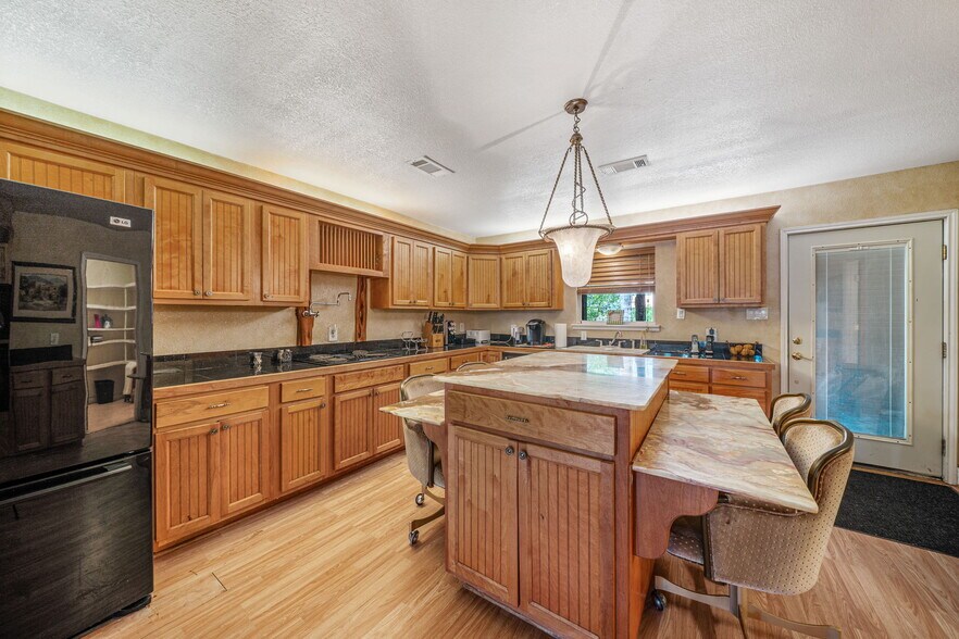 More Photos Of 1551 N Windy Knoll Dr, Devine Land For Sale
