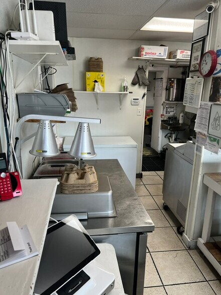 More Photos Of 314-316 Pat Booker Rd, Universal City Restaurant For Sale