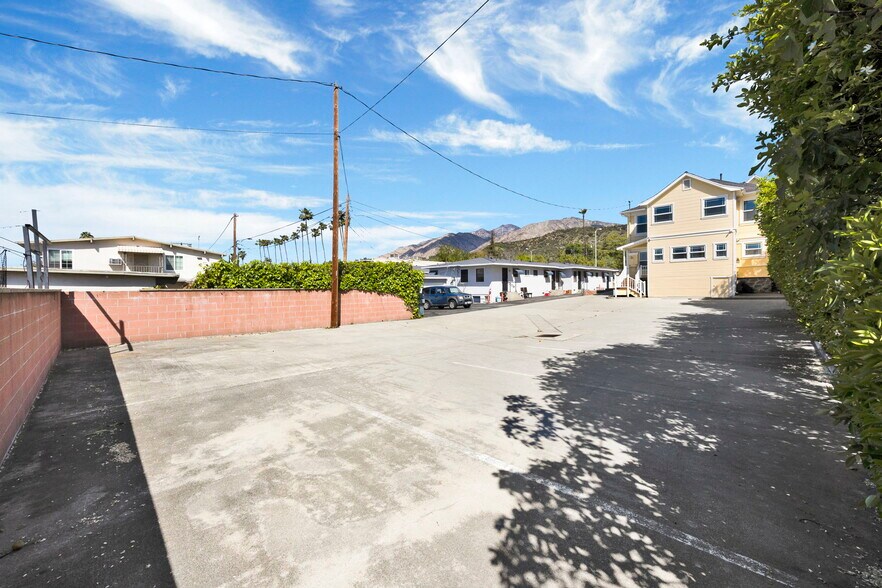 More Photos Of 620 W Foothill Blvd, Monrovia Office For Sale
