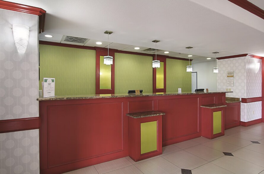 More Photos Of 1000 Dowdy Ferry Rd, Hutchins Hotel For Sale