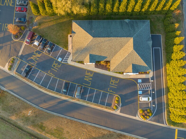 More Photos Of 1346 Belmont Ave, Salisbury Office For Lease