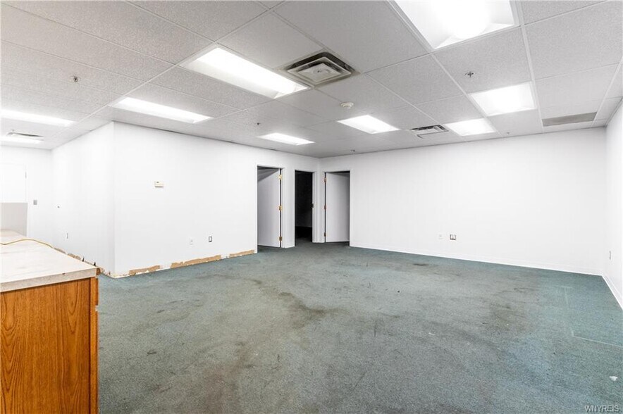 More Photos Of 1885 Harlem Rd, Buffalo Warehouse For Sale