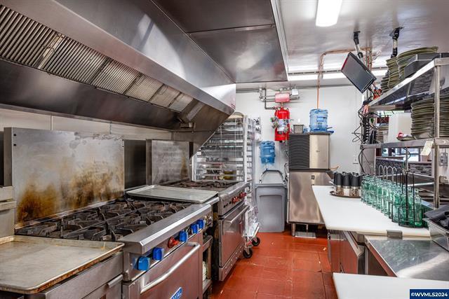 More Photos Of 206 E Main St, Silverton Restaurant For Sale