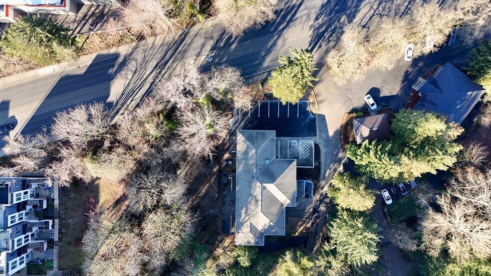 More Photos Of 13629 NE Bel Red Rd, Bellevue Office For Lease