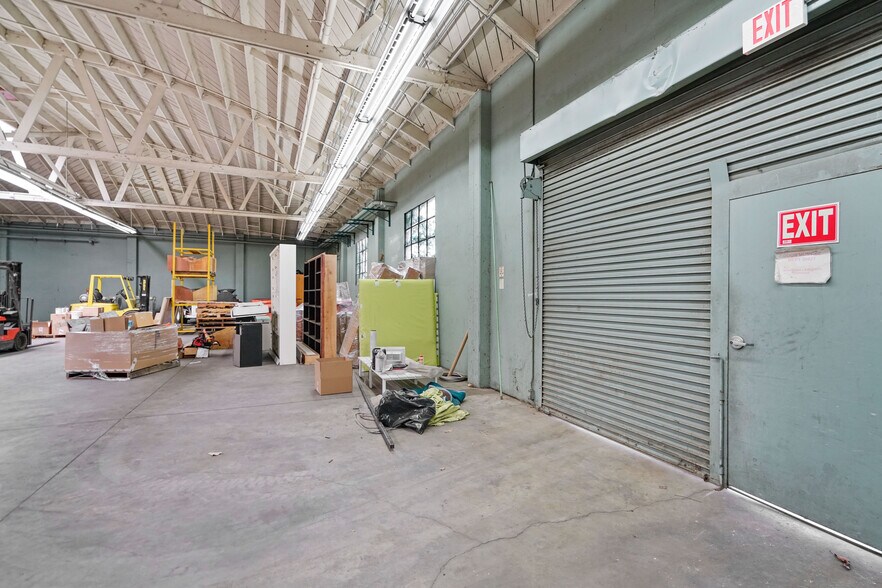 More Photos Of 6445 Bandini Blvd, Commerce Warehouse For Sale
