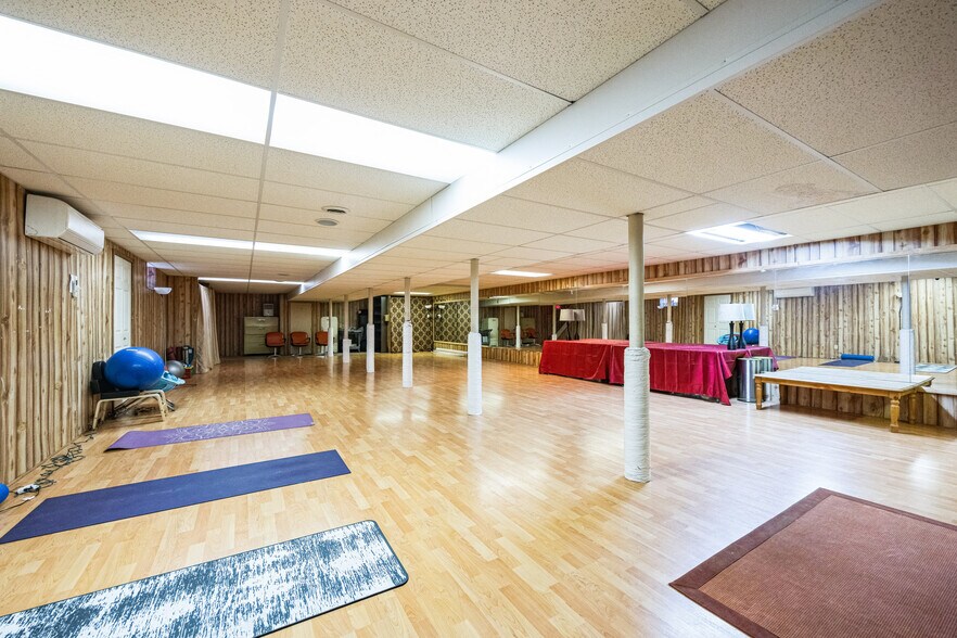 More Photos Of 1 N Valley Ave, Vineland Office Residential For Sale