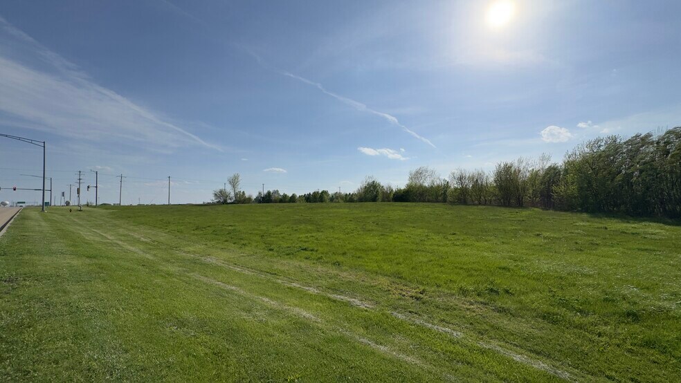 More Photos Of Pin 14-11-477-001 Northtown And Pipeline Rds, Normal Land For Sale