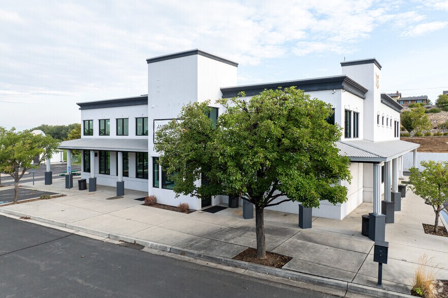 Primary Photo Of 495 W University Pky, Orem General Retail For Sale