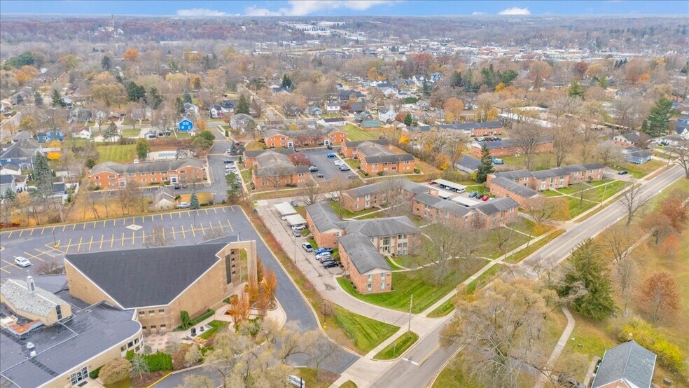 More Photos Of 500 Romeo Rd, Rochester Apartments For Sale