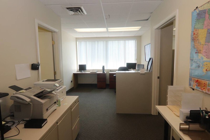 More Photos Of 8441 Belair Rd, Nottingham Medical For Lease