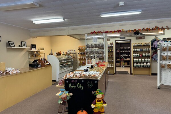 More Photos Of 6 Brooklyn St, Swanton Warehouse For Sale