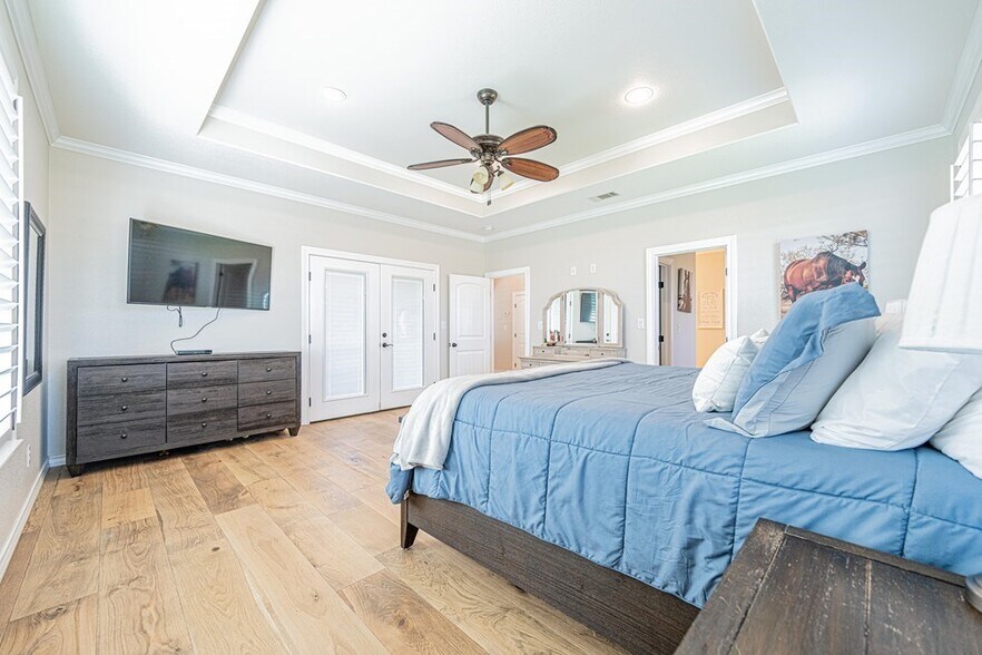 More Photos Of 4012 E County Road 63, Midland Specialty For Sale