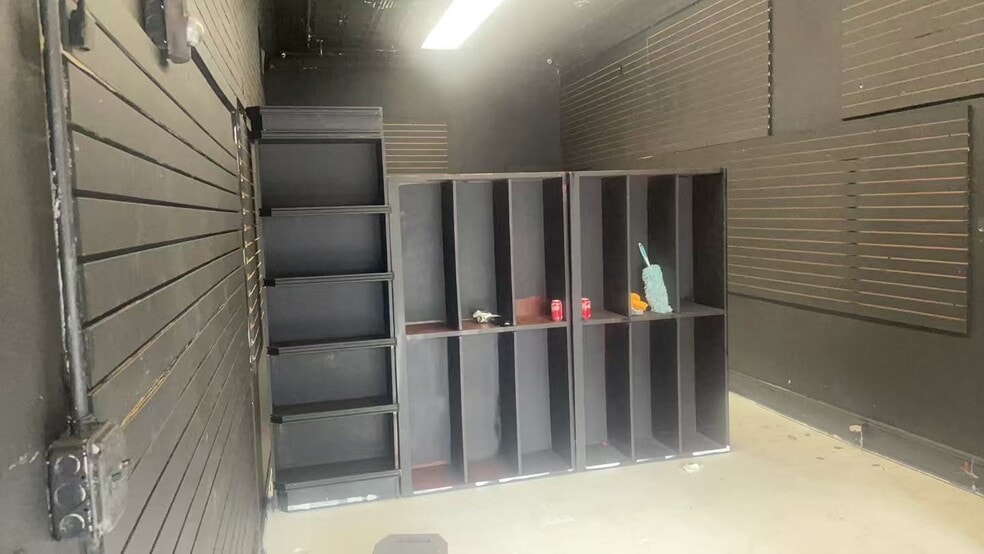 More Photos Of 178 33rd St, Paterson Storefront Retail Office For Lease