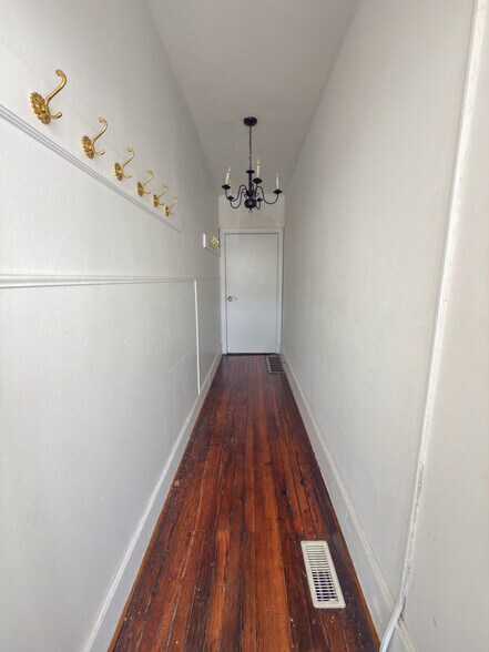 More Photos Of 3547 Chestnut Ave, Baltimore Storefront Retail Residential For Sale