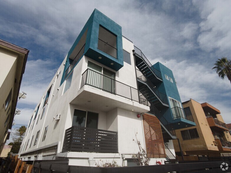 More Photos Of 4557 Rosewood Ave, Los Angeles Apartments For Sale