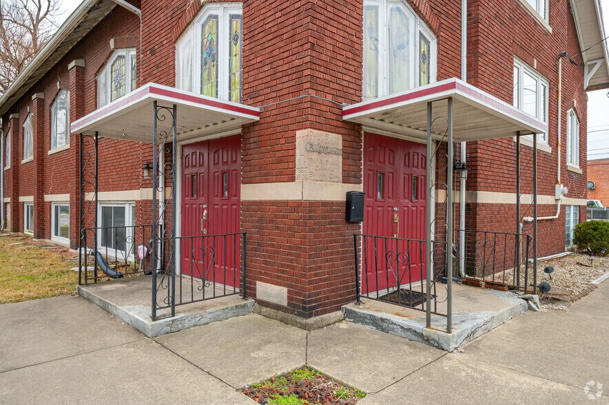 More Photos Of 1001 Hosbrook St, Indianapolis Religious Facility For Sale