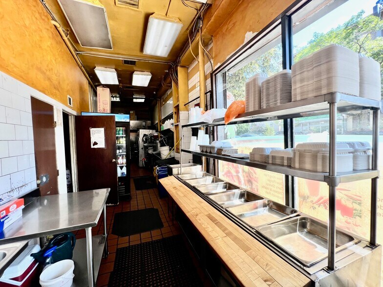 More Photos Of 613A Nostrand Ave, Brooklyn Storefront Retail Residential For Lease