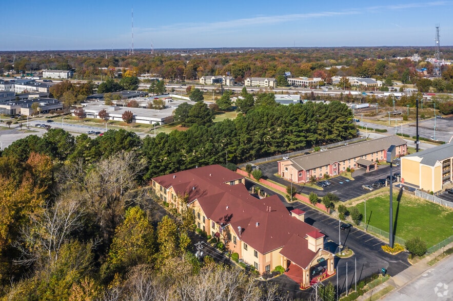 More Photos Of 1335 Mcree St, Memphis Hotel For Sale