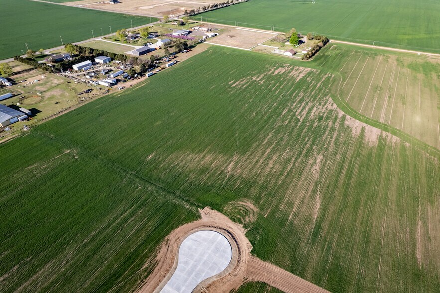 More Photos Of 135th, Maize Land For Sale