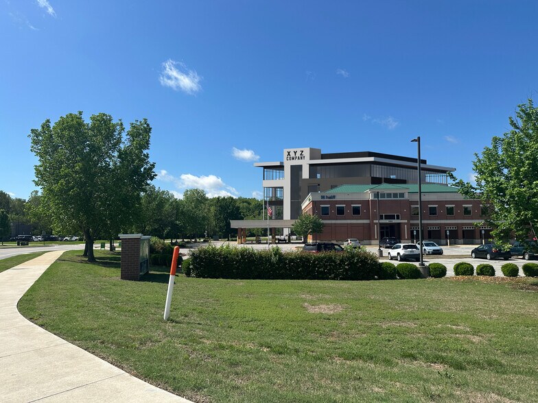 More Photos Of E Sain St, Fayetteville Office For Lease