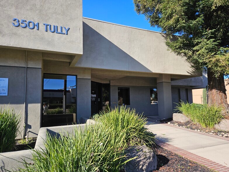 More Photos Of 3501 Tully Rd, Modesto Bank For Sale