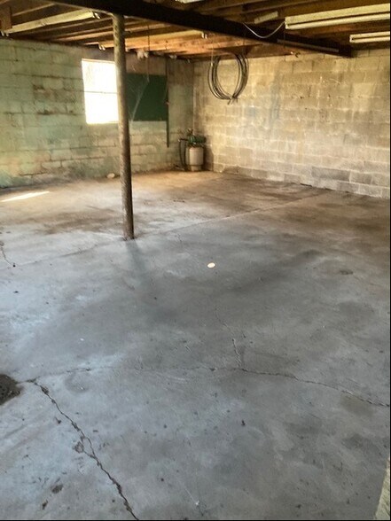 More Photos Of 3912 State Route 31, Donegal Flex For Lease