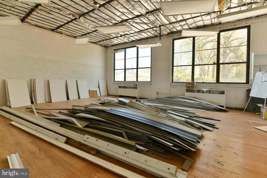 More Photos Of 121 W Church St, Blackwood Schools For Sale