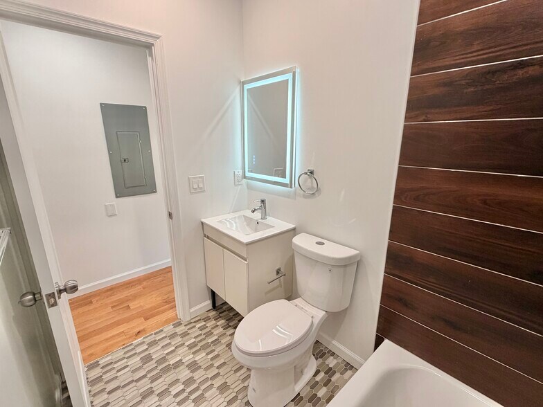 More Photos Of 5352 Cedar Ave, Philadelphia Apartments For Sale