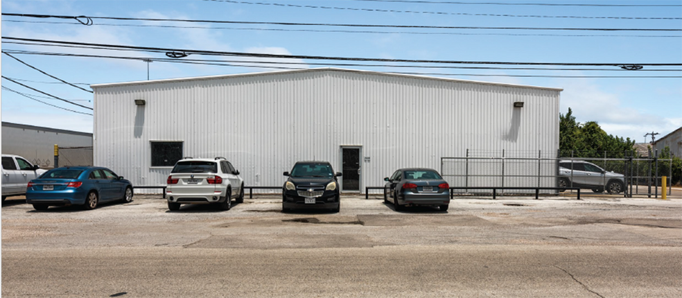 More Photos Of 2508-2510 McAllister Rd, Houston Warehouse For Lease